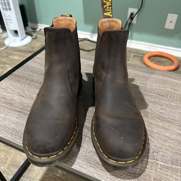 Dr. Martens 2976 Chelsea boot Crazy Horse US Mens 8 - Picture 3 of 10